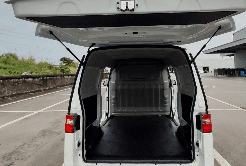 Shineray X30 Cargo Van (2)
